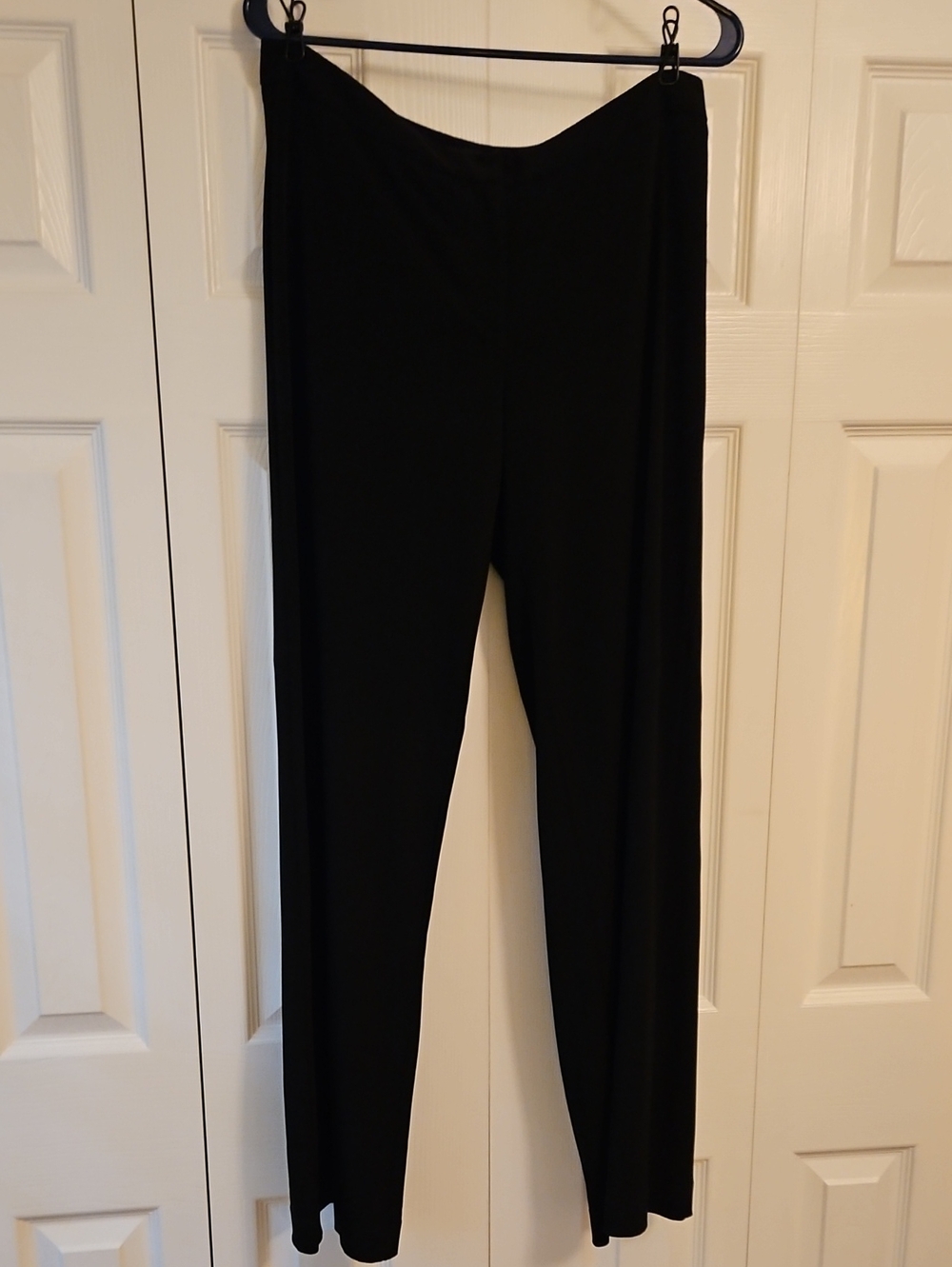 Express Women's Black Flowy Straight-Leg Women's Pants